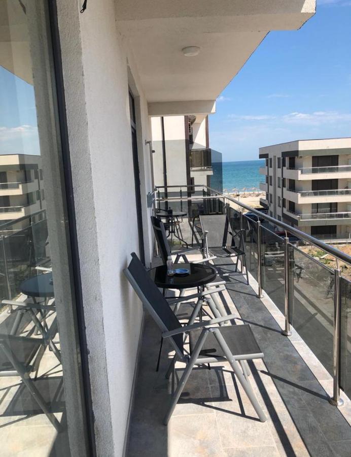 Iris Apartment Navodari Exterior photo